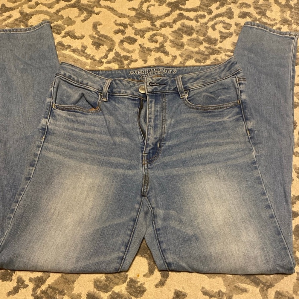 American Eagle Outfitters women’s high rise jeggings